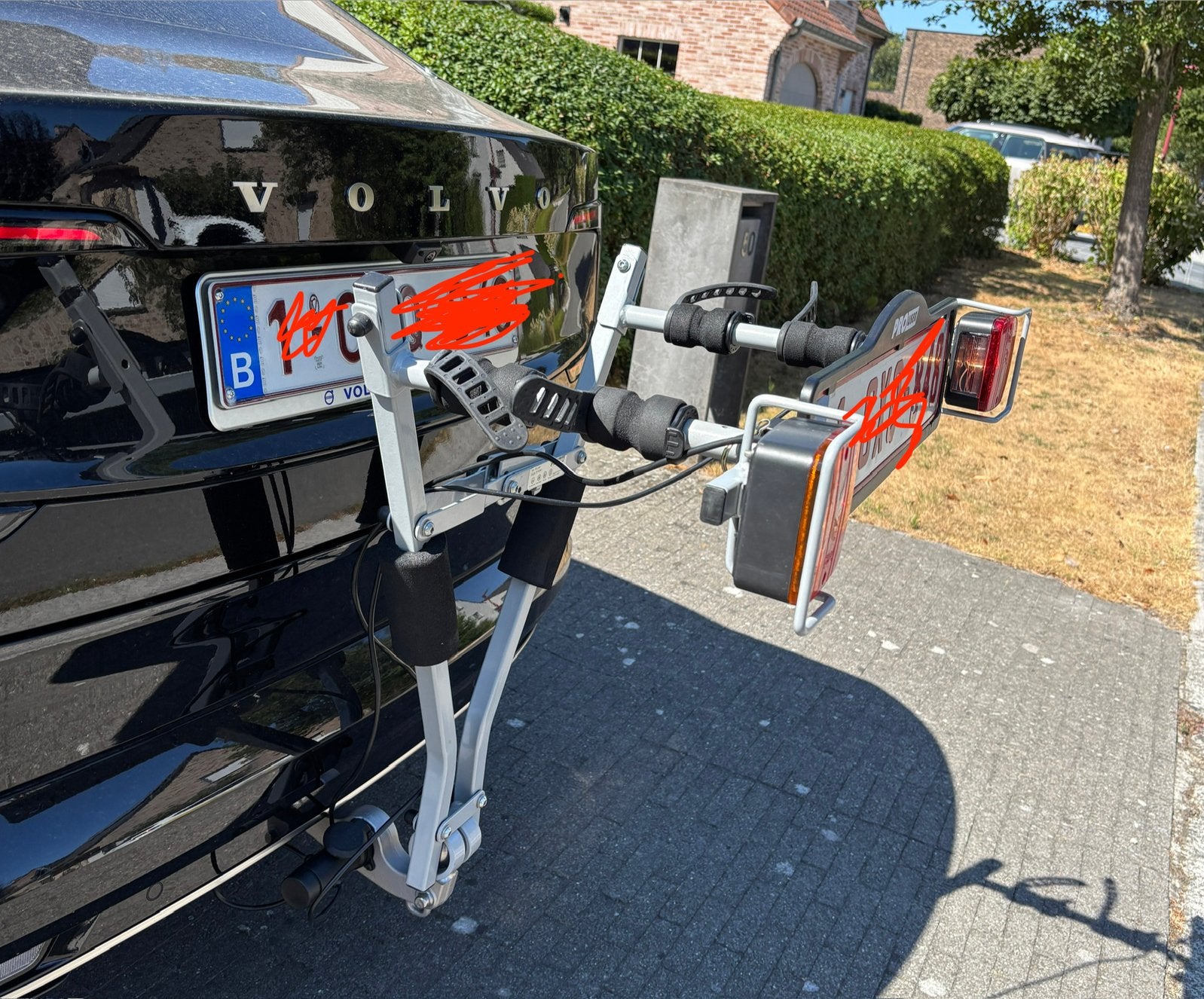 Fietsendager voor op trekhaak compleet met verlichting, Auto diversen, Fietsendragers, Ophalen, Zo goed als nieuw