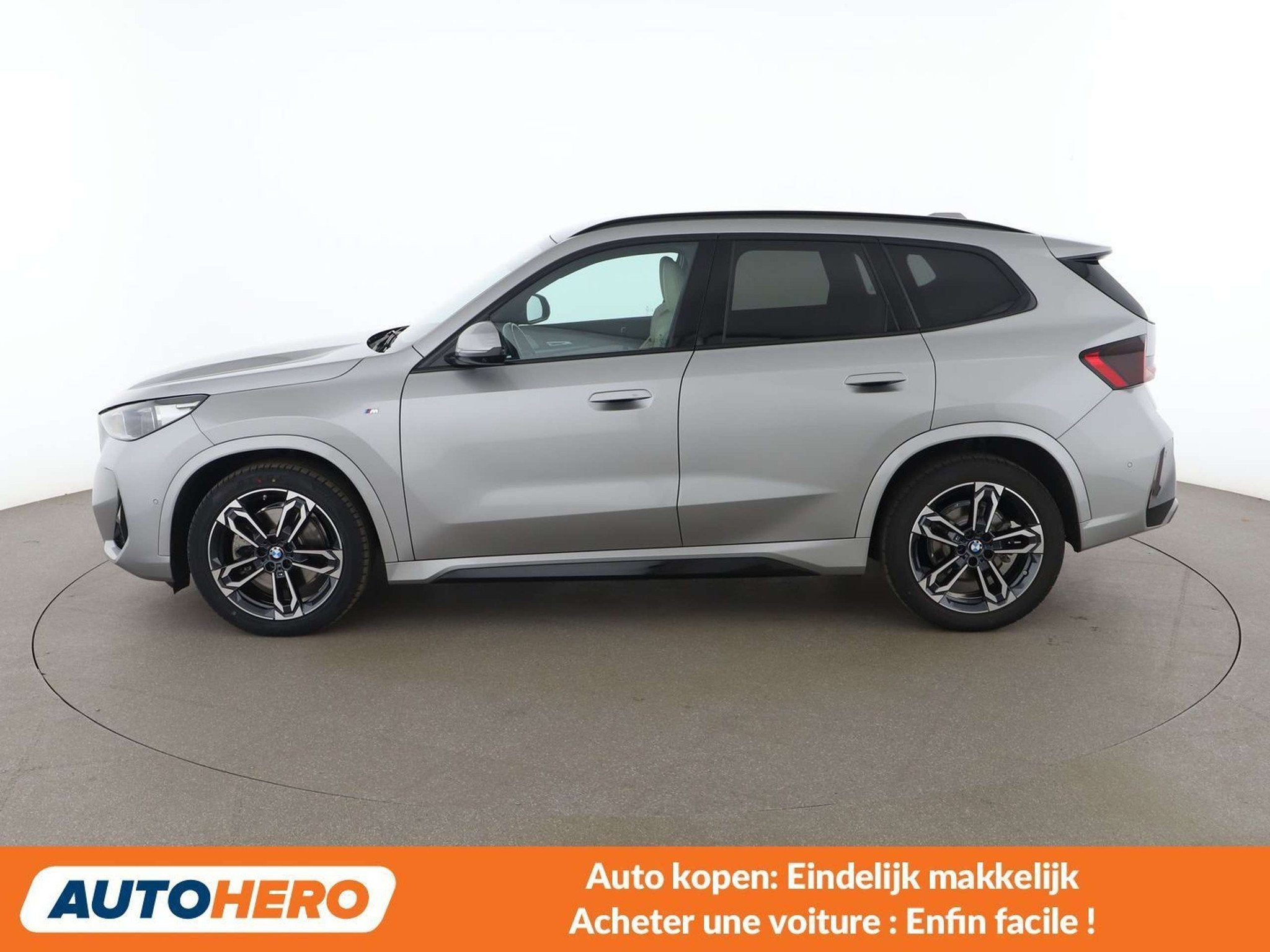 BMW X1 xDrive 23d Mild-Hybrid M Sport (automatique), Autos, BMW, Argent ou Gris, Euro 6, https://public.car-pass.be/vhr/023ad9cf-4ec3-41a6-bd83-0918da2c03c1