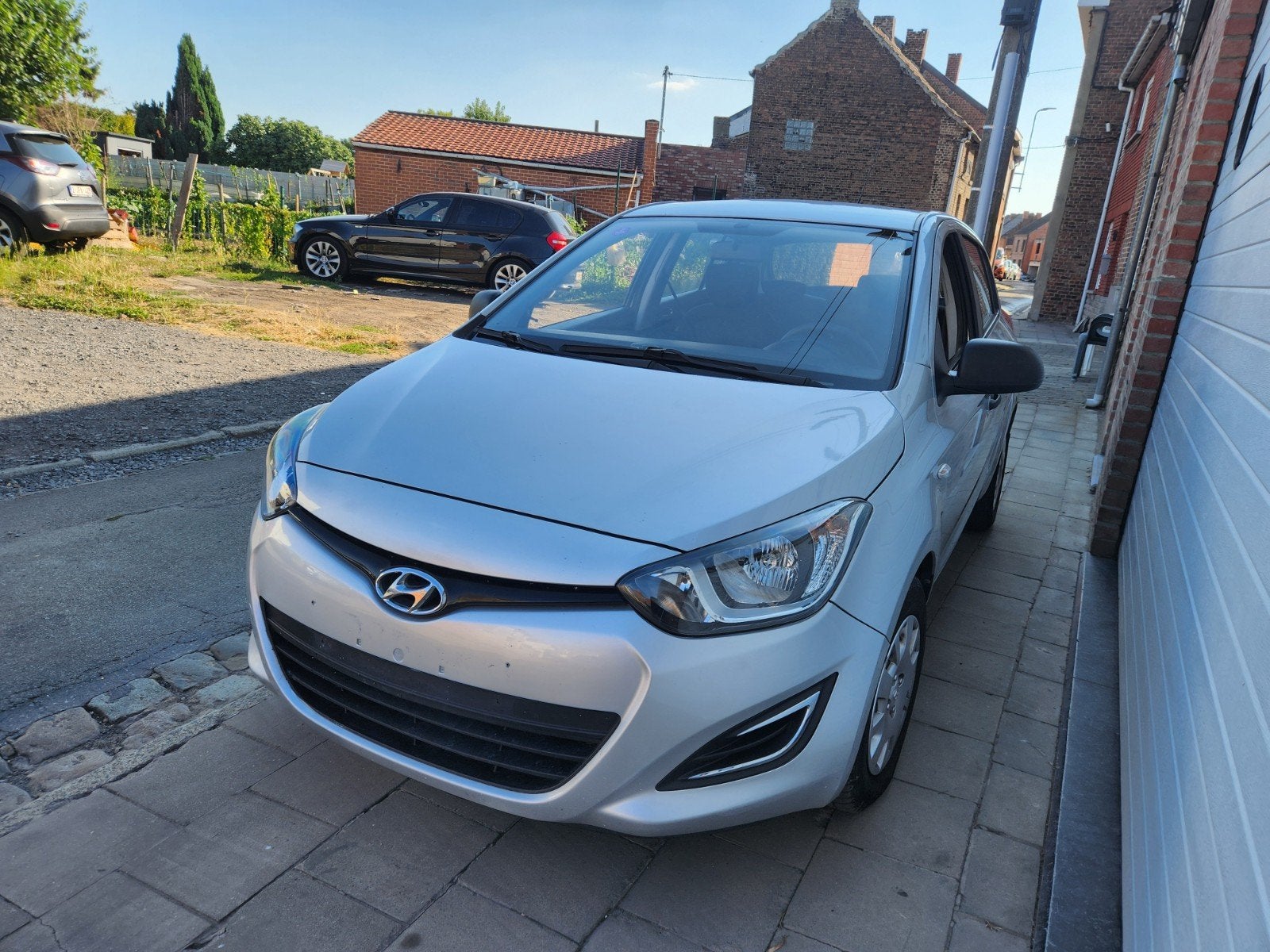 Hyundai i20 1.2 Essence – 2015 – 130 000  Prête à immatricul, Zwart, Particulier, Zilver of Grijs, Stadsauto