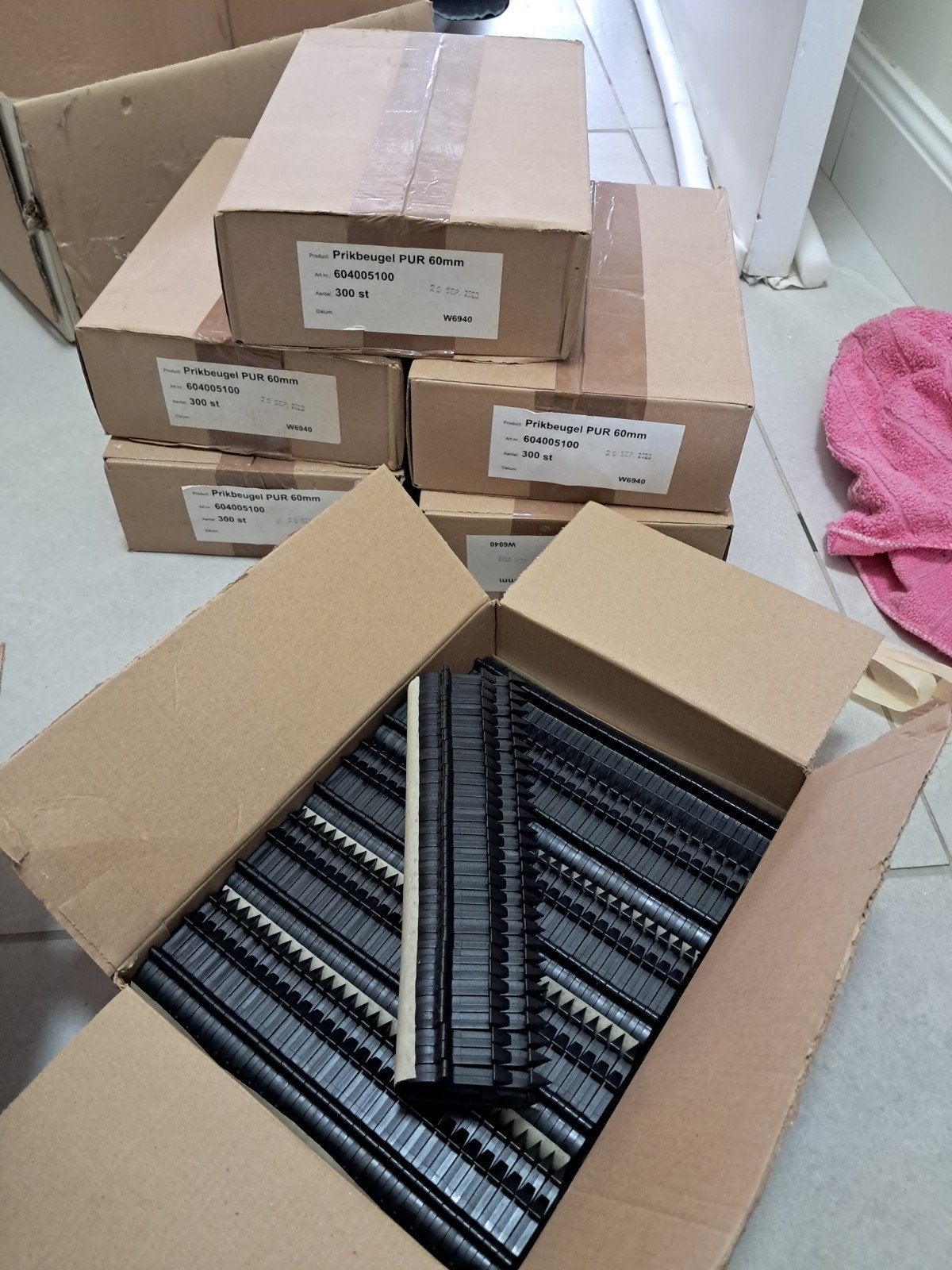 Prikbeugel PUR 60mm   in 1 doos  300stuks., Ophalen, Doos