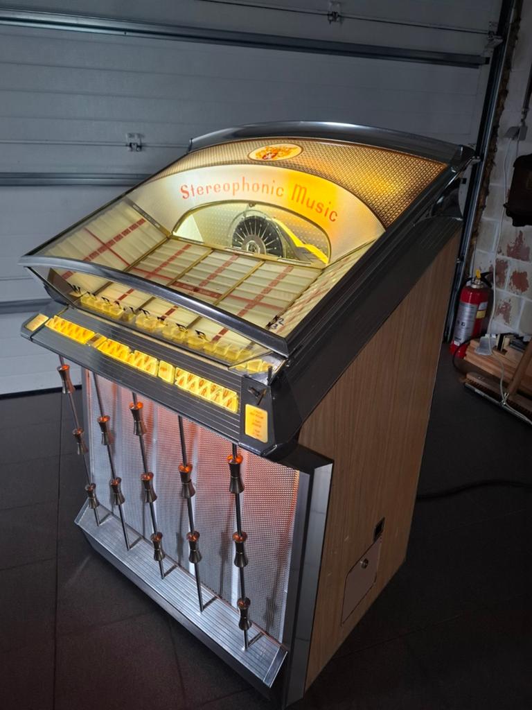 Wurlitzer 2500, Ophalen, Wurlitzer