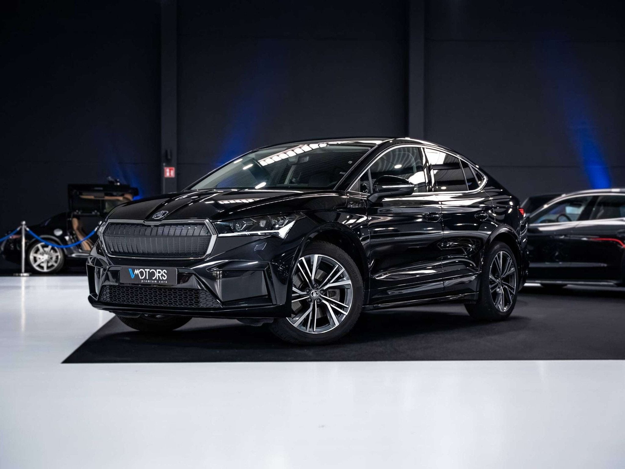 Skoda Enyaq Coupé 85 - Pano - Trekhaak - ACC - Matrix LED -, Auto's, Skoda, Achterwielaandrijving, Zwart, Zwart, Leder