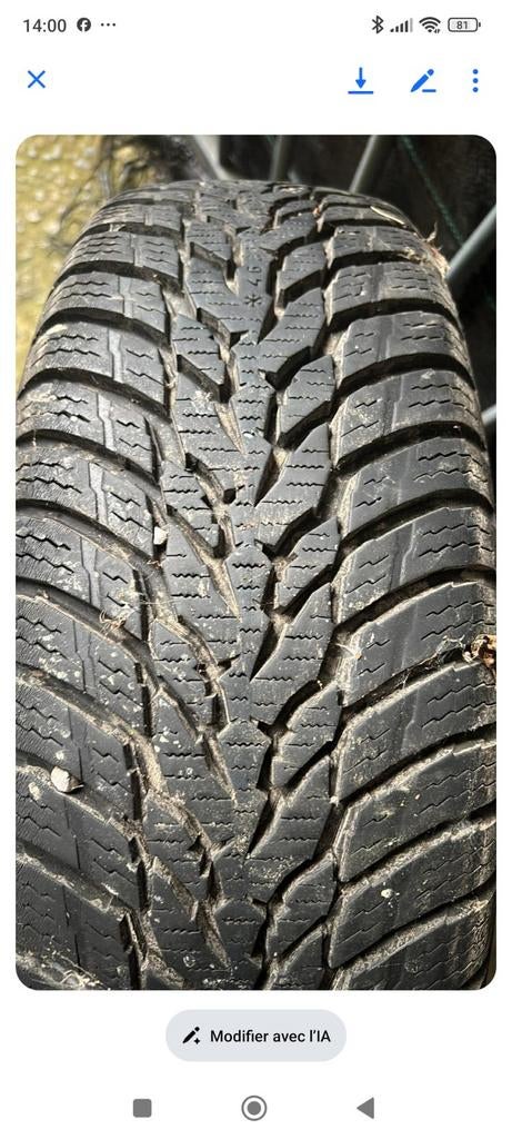 Pneus Nokian tyres 165/60-15 tres bonne qualité