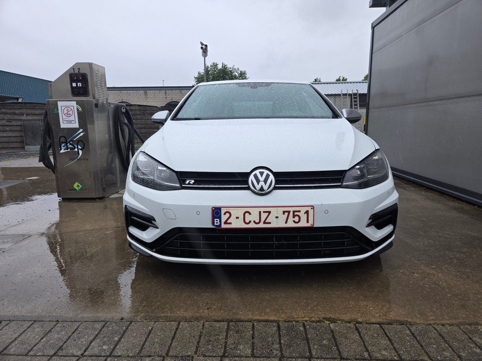 Volkswagen Golf R 2017, Autos, Volkswagen, Particulier, Golf, Essence, Euro 6, 3 portes, Automatique, Blanc, Noir, Cuir, Quatre roues motrices / 4X4