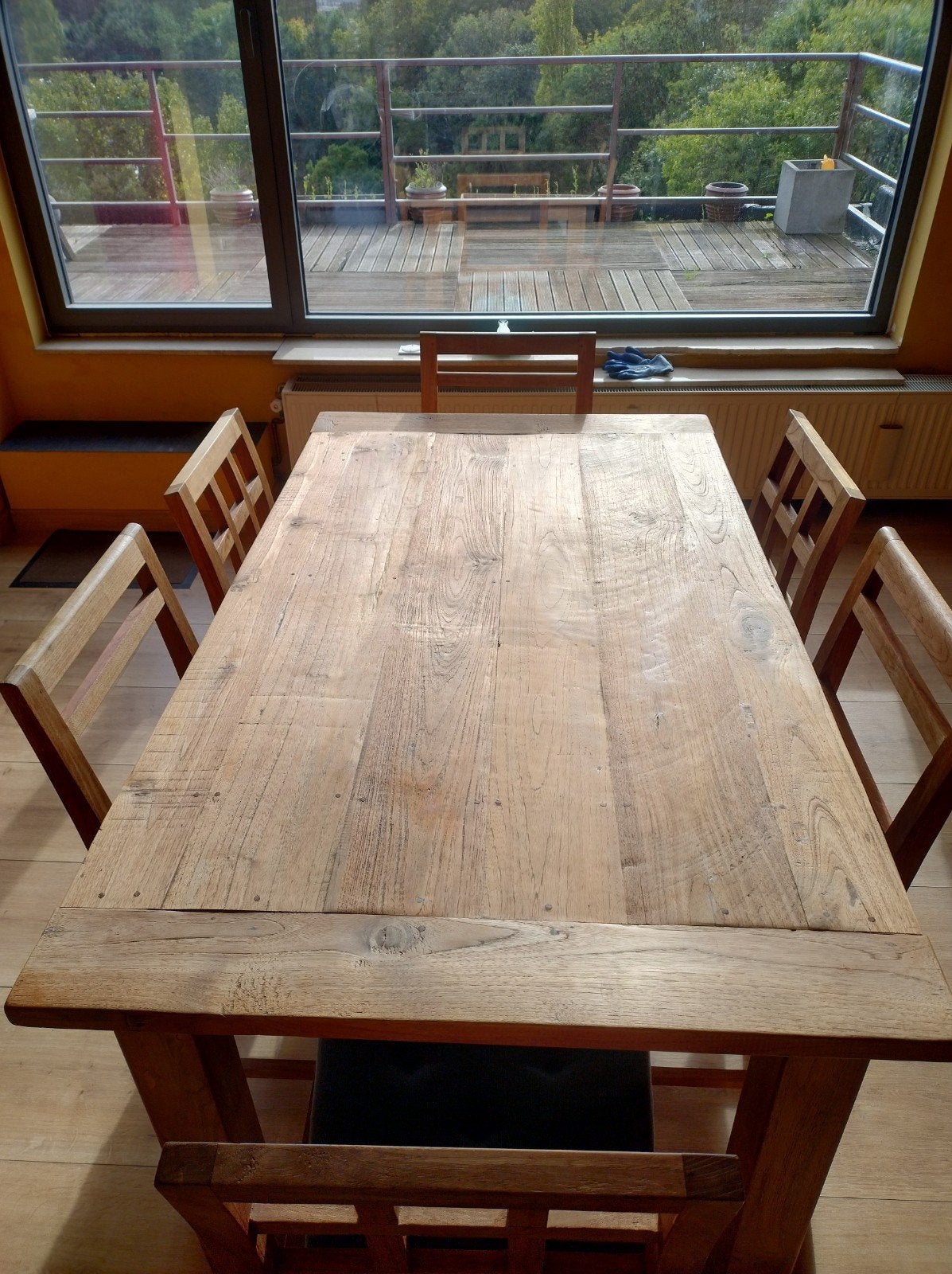 Rustieke tafel +6 stoelen, Ophalen