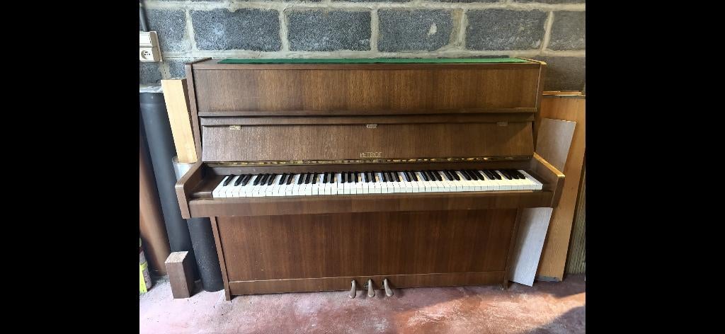 Piano Petrof piano P114 Klasik, Muziek en Instrumenten, Piano's, Ophalen, Gebruikt, Bruin, Piano