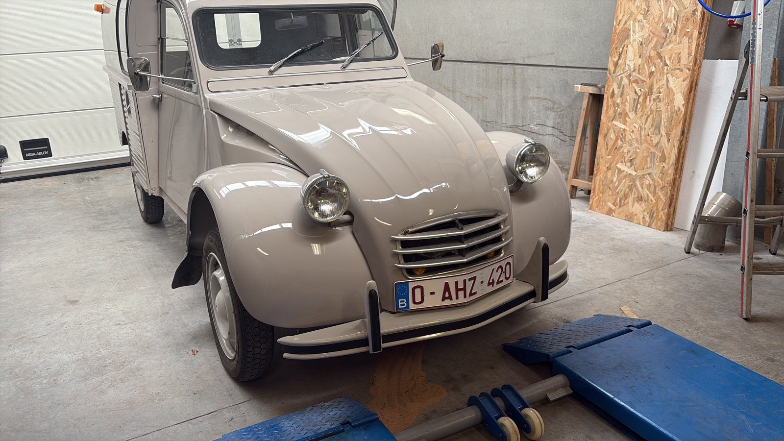 Citroen Azu, Ophalen