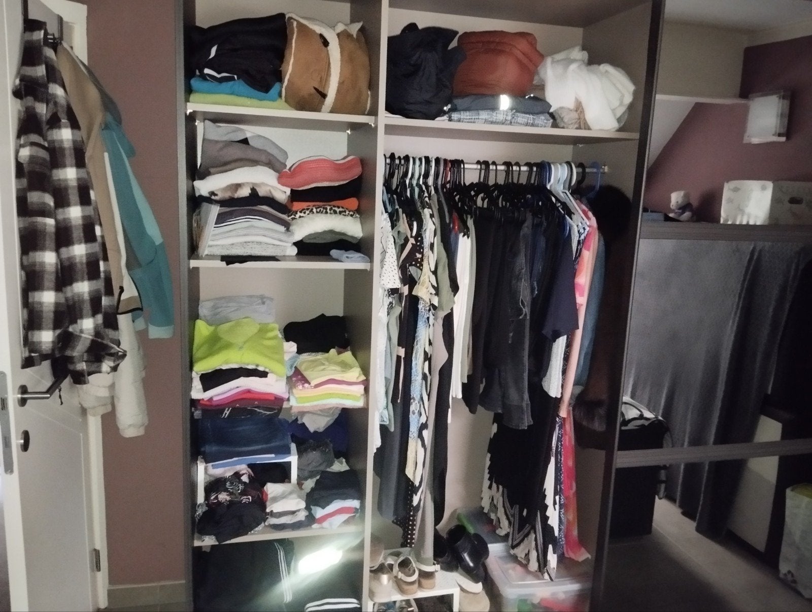 slaapkamer kast met volledigge spiegel, Ophalen, Met deur(en), Gebruikt, 200 cm of meer