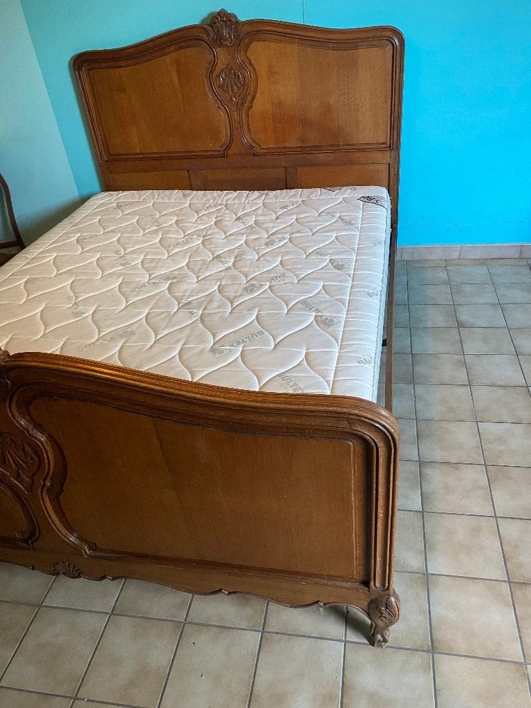 Lit en chêne de 1m60 avec matelas et sommier, Brun, Enlèvement, Utilisé, Bois