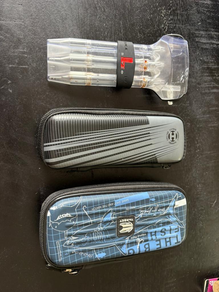 Darts case, Ophalen, Zo goed als nieuw