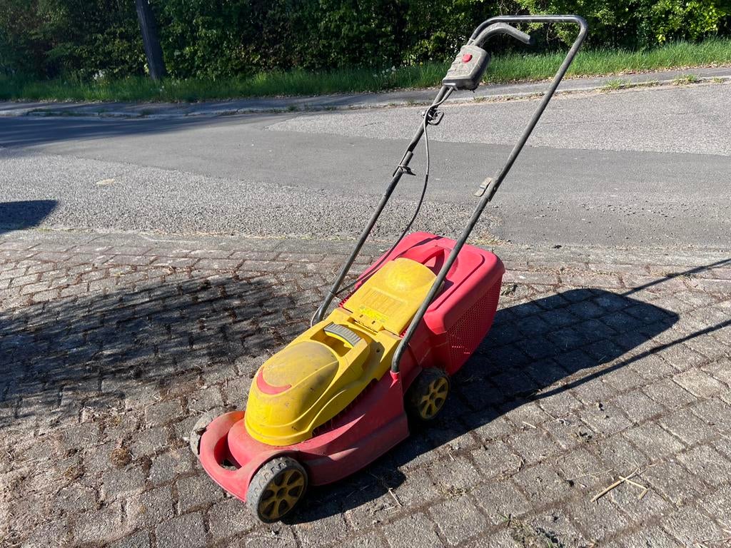 Tondeuse électrique Wolf garden, Tondeuse rotative, 30 à 39 cm, Enlèvement, Utilisé