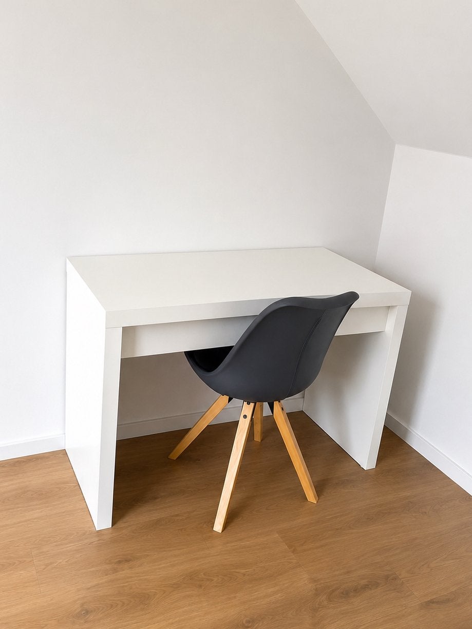 Wit bureau + stoel te koop, Ophalen, Zo goed als nieuw, Wit