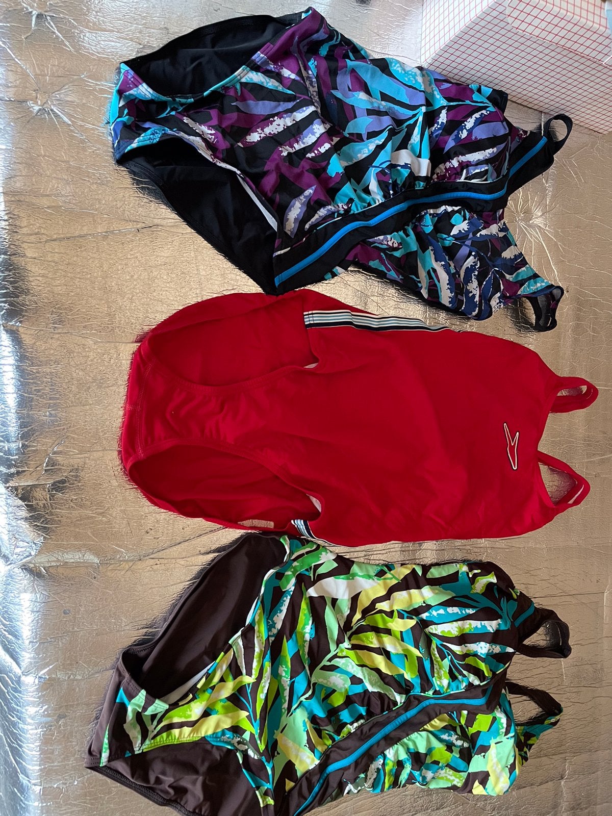 Badpak 3 stuks maat 40, Vêtements | Femmes, Vêtements de Bain & Maillots de Bain, Enlèvement, Comme neuf, Maillot de bain