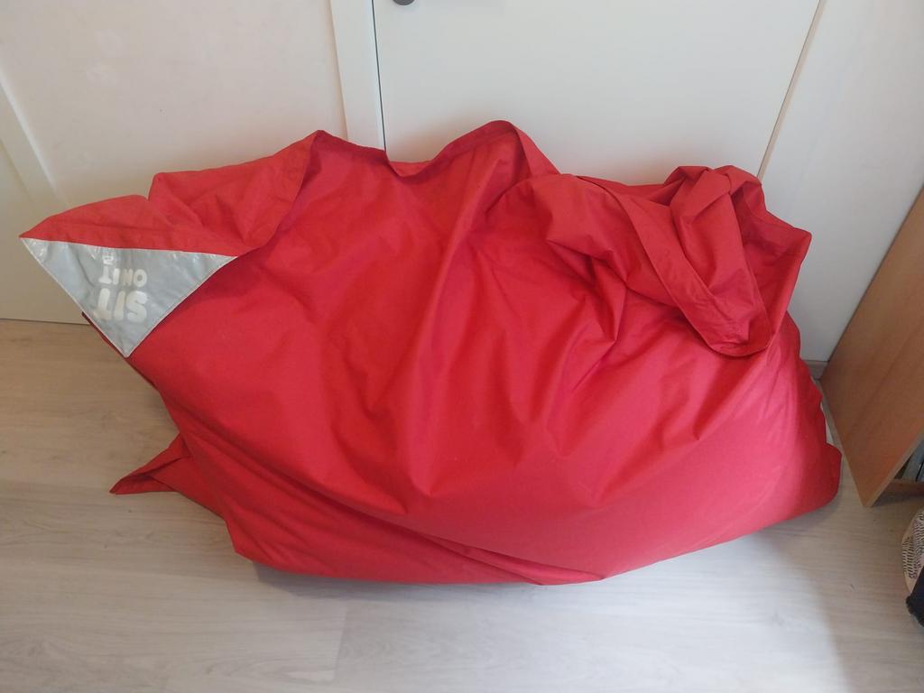 Rode grote zitzak, Ophalen, Zo goed als nieuw, Rood, Zitzak