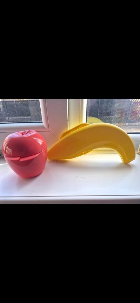 Fruitdoosje appel en banaan NIEUWSTAAT TUPPERWARE, Huis en Inrichting, Keuken | Tupperware, Ophalen