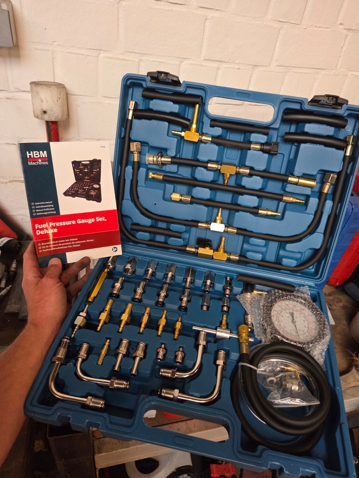 Arrêt de la production d'outils automobiles divers, Enlèvement