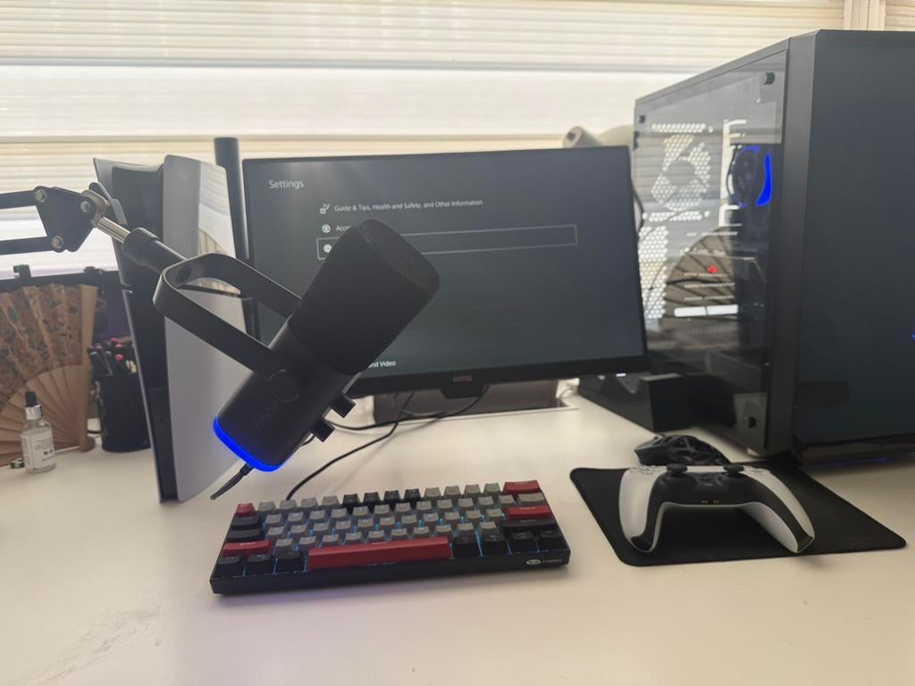 Ps5 Slim + Gaming pc Setup, Games en Spelcomputers, Ophalen, Nieuw, Playstation 5 Digital