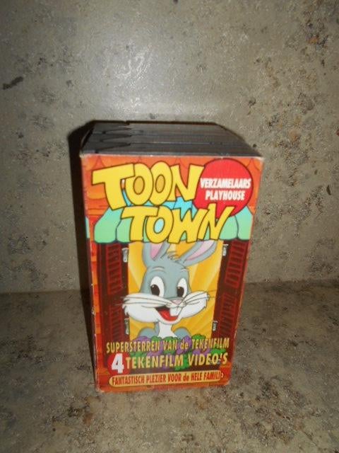 VHS Box - Toon Town voor collectors, Cd's en Dvd's, Ophalen of Verzenden, Zo goed als nieuw