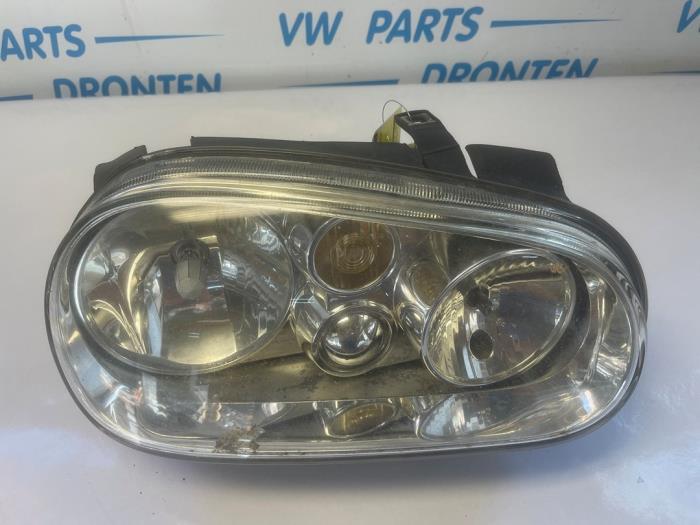 Koplamp rechts van een Volkswagen Golf, Gebruikt, -, Volkswagen, -