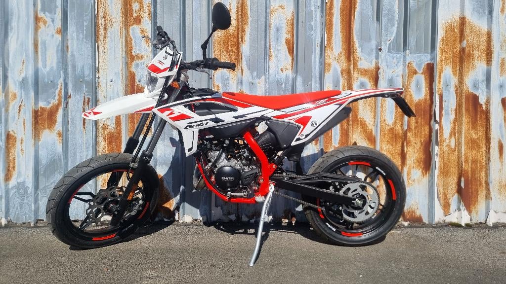 Beta - RR Motard 50 — Blanc | Meilleures offres, Vélos & Vélomoteurs, Cyclomoteurs | Cyclomoteurs de cross, Neuf, Autres marques