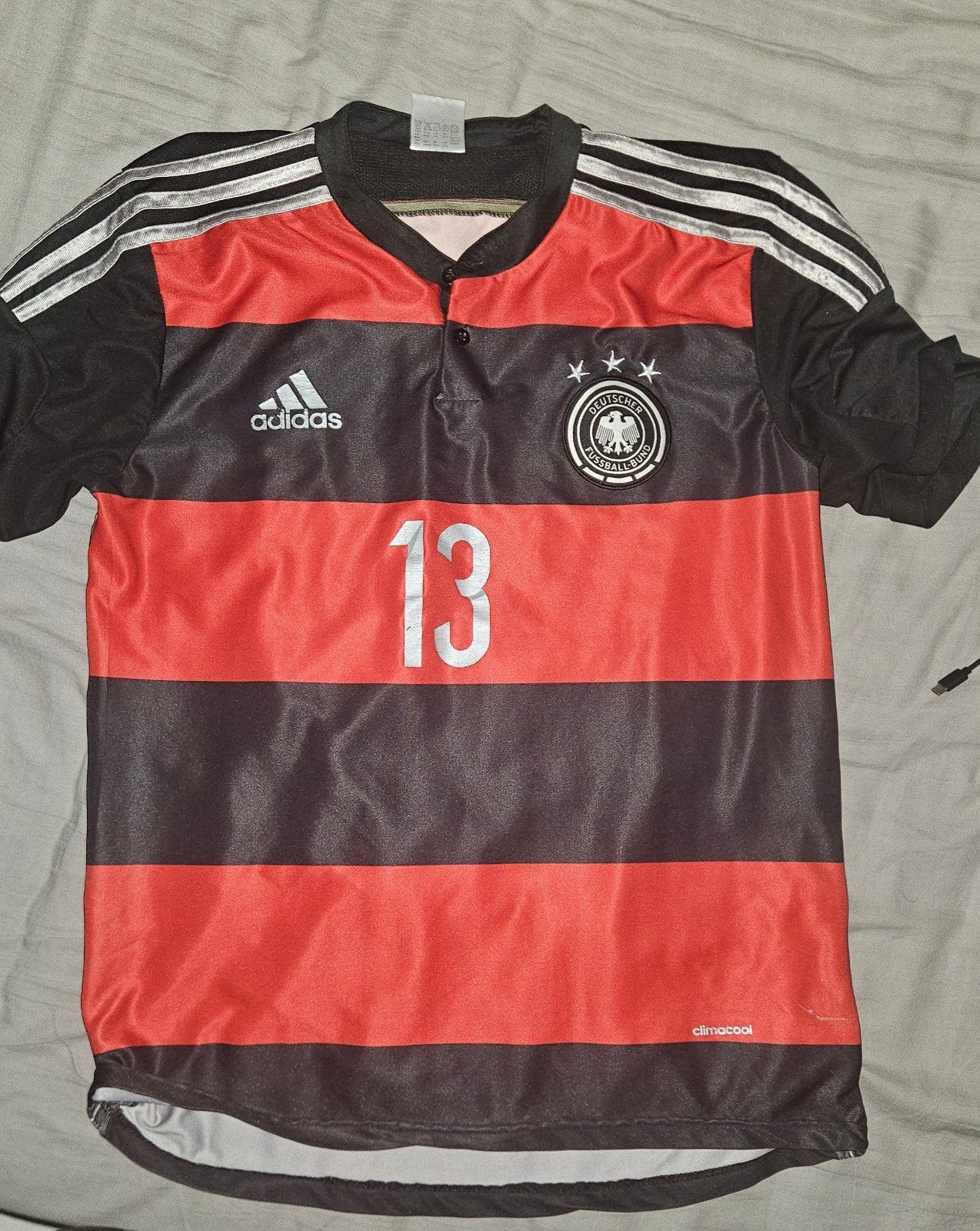 Maillot extérieur Adidas #13 de Thomas Müller pour l'Allemag, Sports & Fitness, Enlèvement ou Envoi, Maillot