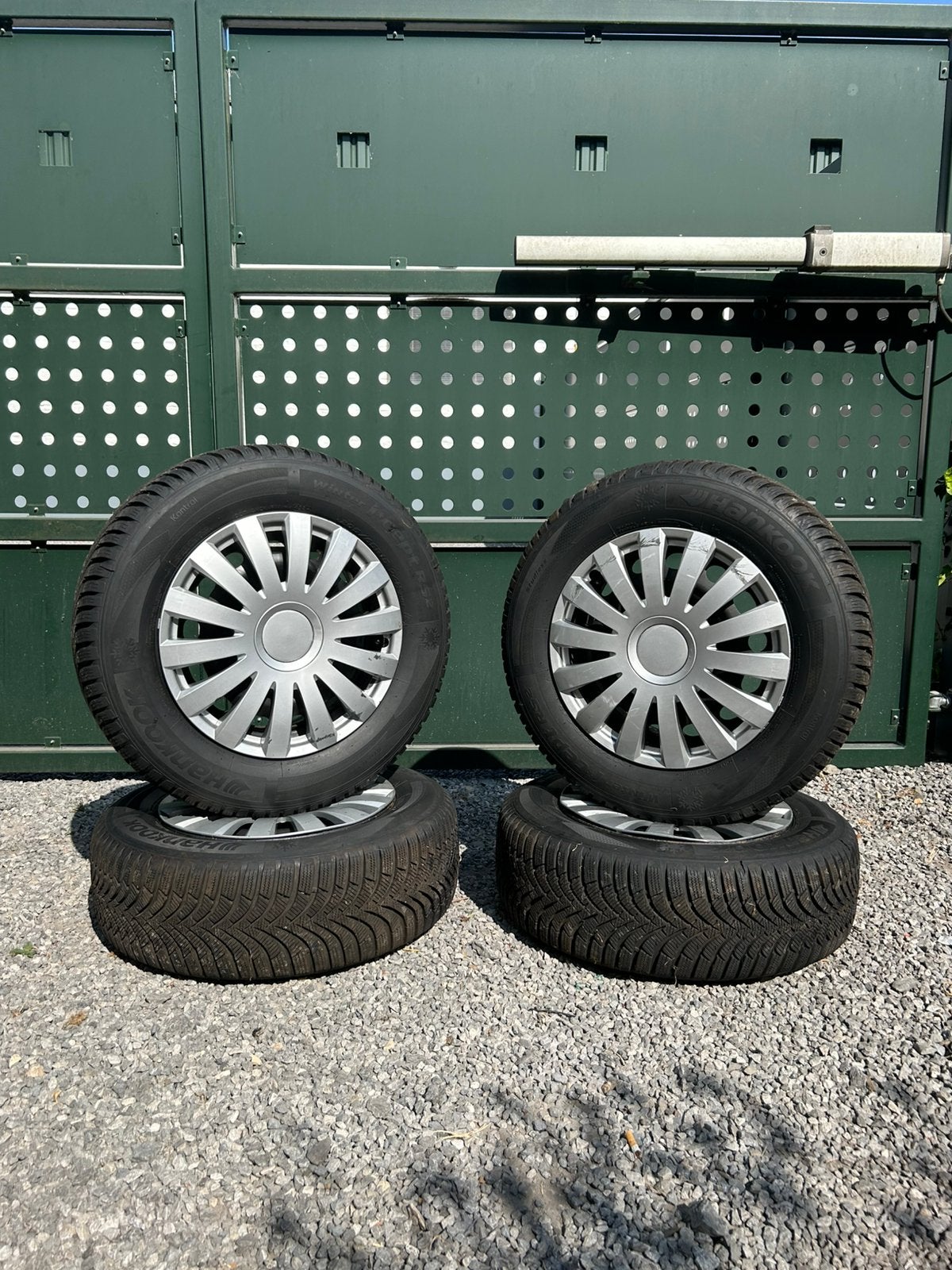 kit hiver Peugeot partner Citroën berlingo 205/65/15 94H, Autos : Pièces & Accessoires, Pneus & Jantes, Neuf, 15 pouces, Pneus et Jantes