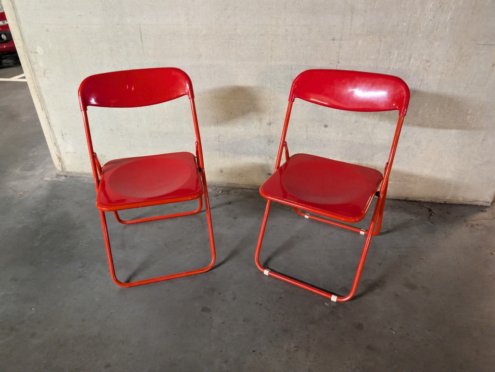 set rode TED chairs, Ophalen