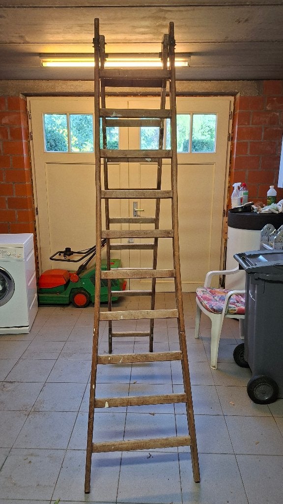 échelle pliante en bois de 231 cm de haut ; échelle, 2 à 4 mètres, Pliable ou rétractable/escamotable, Échelle, Enlèvement
