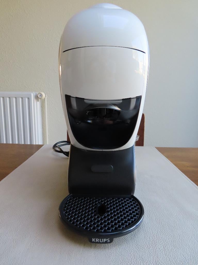 NESCAFE DOLCE GUSTO NEO, Elektronische apparatuur, Ophalen, Koffiepads en cups, Espresso apparaat, Nieuw