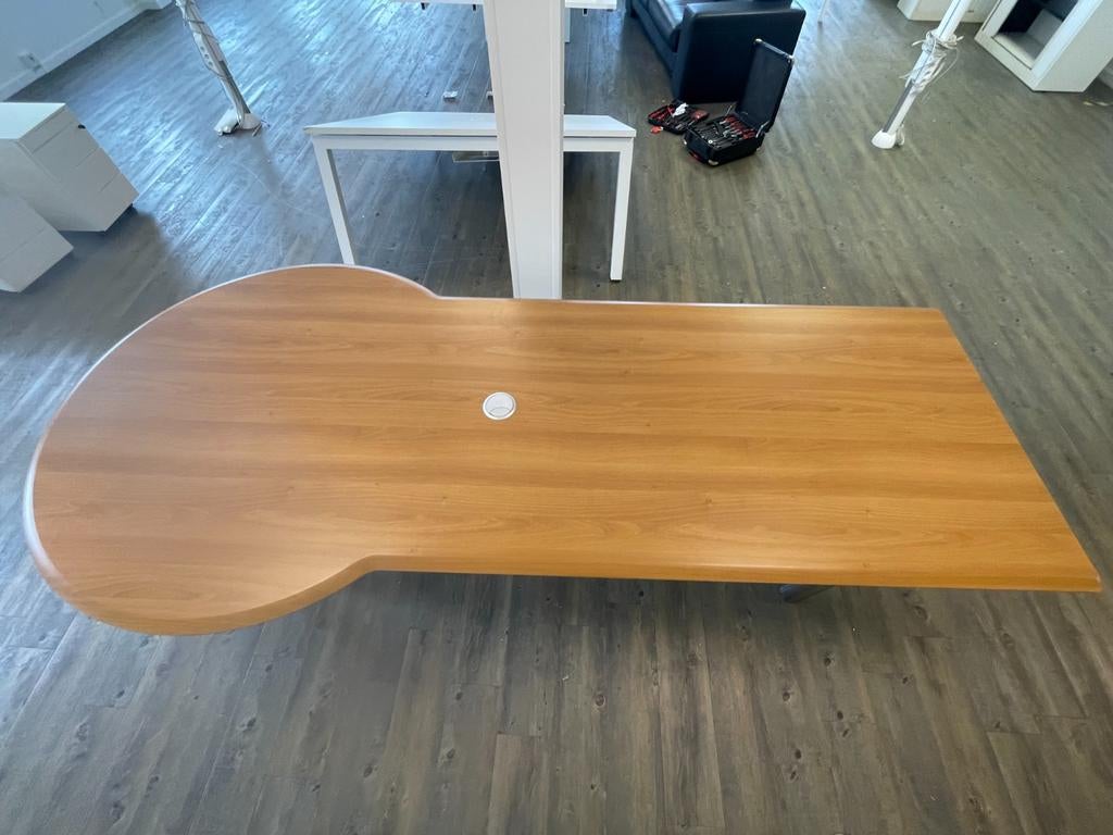 Bureautafel (265L x 90B x 76H), Enlèvement, Utilisé