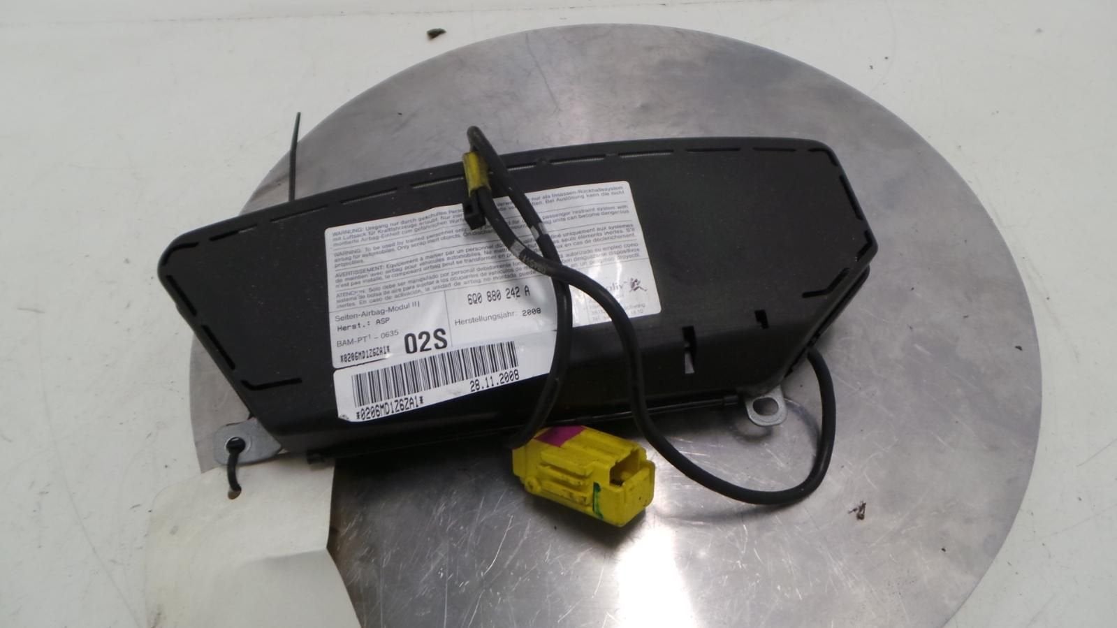 VOLKSWAGEN POLO BLACK EDIT AIRBAG RECHTS 2009, Auto-onderdelen, Ophalen of Verzenden, Gebruikt, Stiba lid