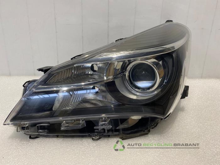 Phare gauche d'un Toyota Yaris, Autos : Pièces & Accessoires, Éclairage, Toyota, Utilisé, 3 mois de garantie, Enlèvement ou Envoi