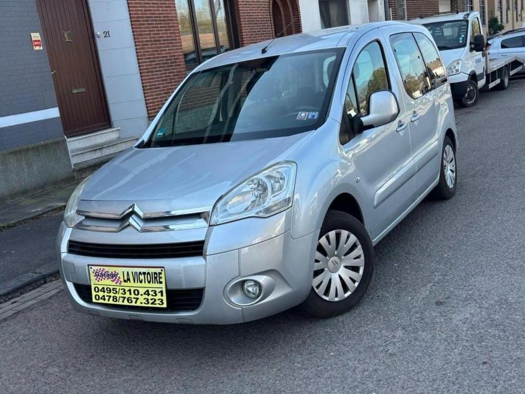 Citroën berlingo 5 PLACES 2011 annee 1.6 HDi 0032478767323, Auto's, Citroën, 4 cilinders, 149 g/km, 1560 cc, Te koop