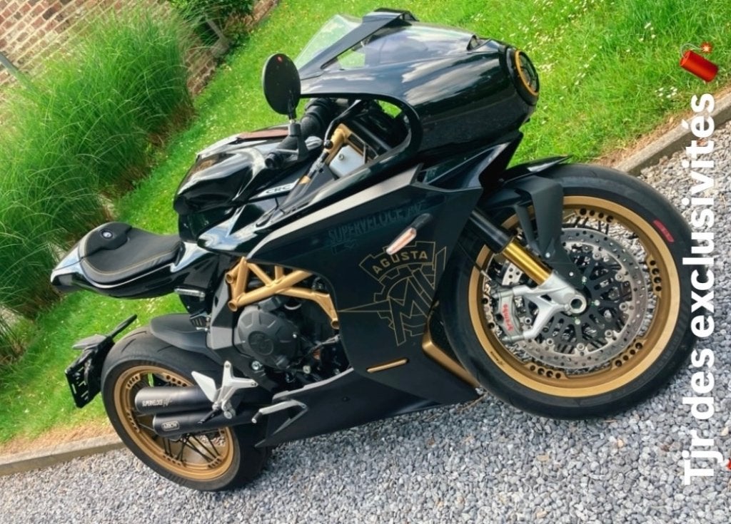 MV Agusta Superveloce 800 S , kit racing , 2026!!!, Motos, Mvagusta, Permis Moto A, Entreprise, Plus de 35 kW