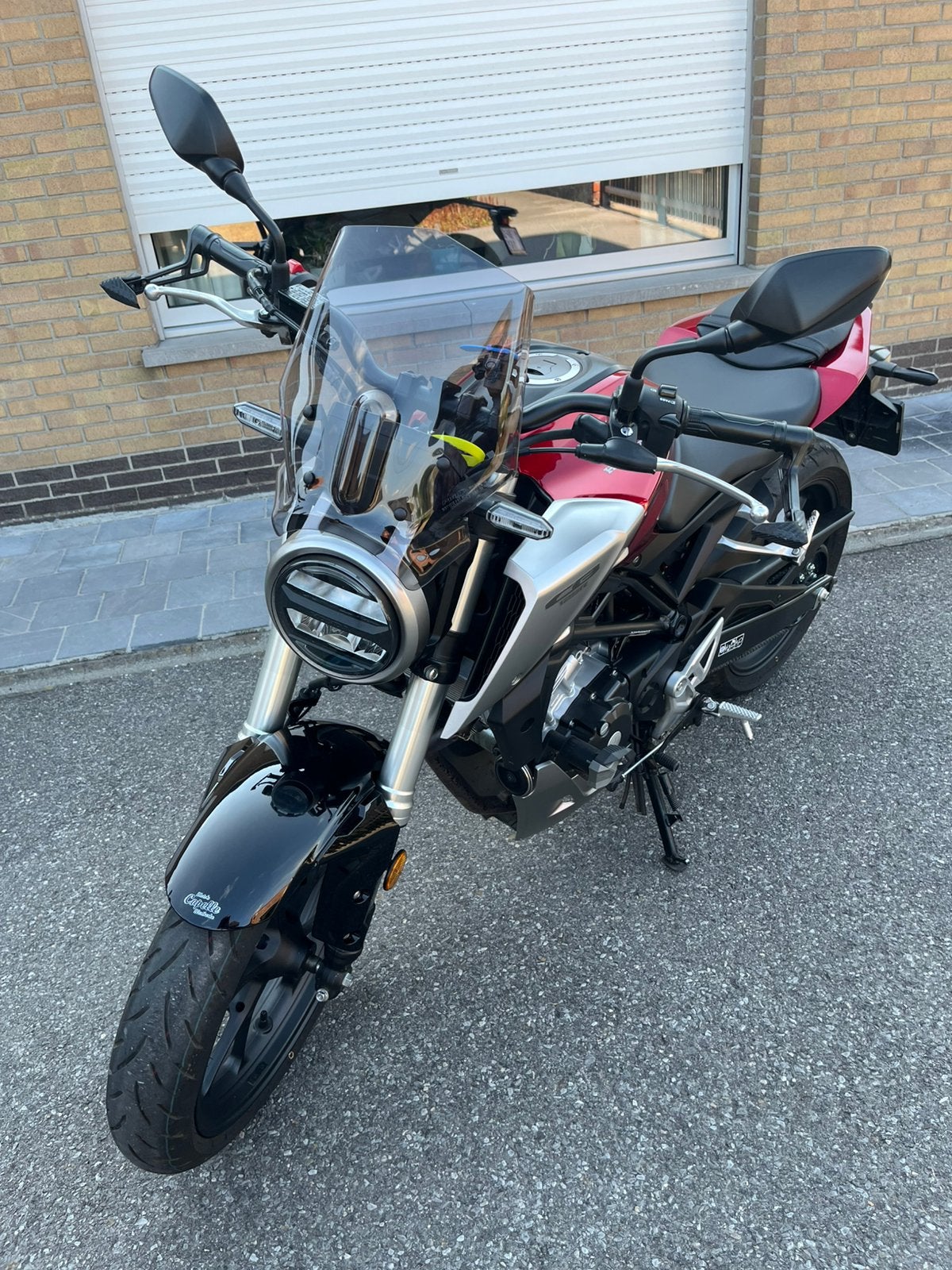 Honda CB125r, Motos, Motos | Honda, Occasion, Permis Moto A1 minimum, Particulier, 1 cylindre