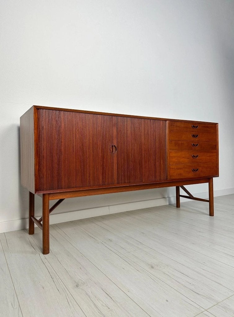 Buffet Peter Hvidt modèle 309 teck massif Søborg danois, Enlèvement, Utilisé