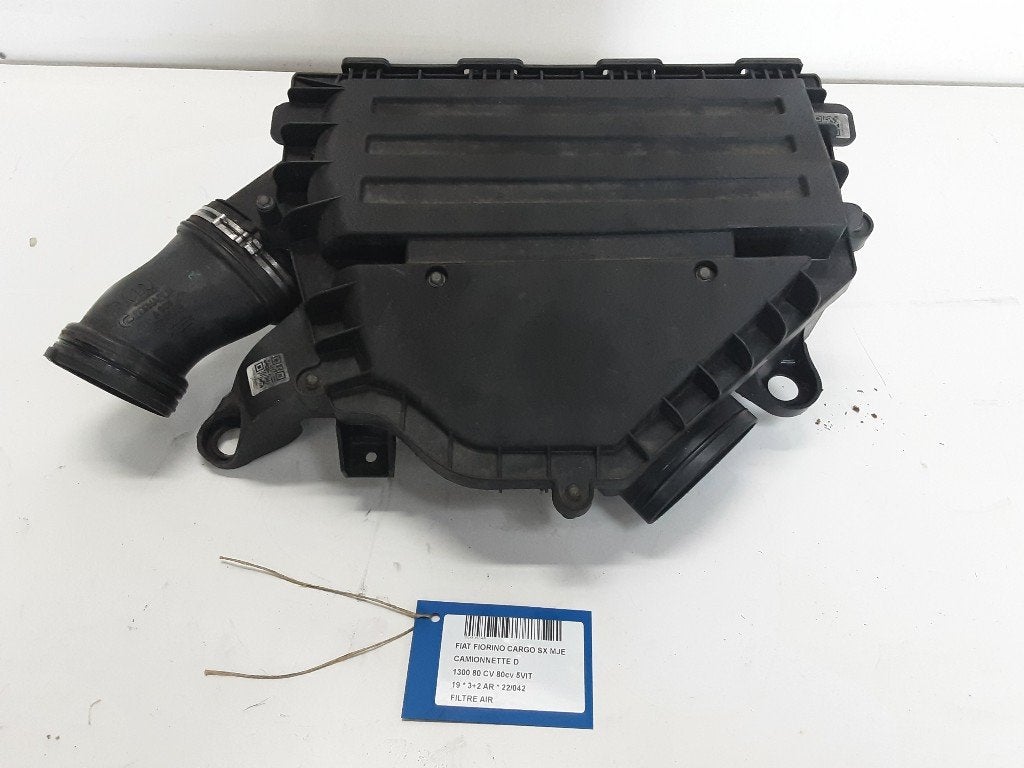 FILTRE À AIR Fiat Fiorino (225) (01-2007/12-2012), Autos : Pièces & Accessoires, FCA Germany GmbH, IPC D1-09 Bahnhofsplatz
65423  Rüsselsheim am Main, DE