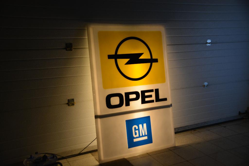 Opel originele dealer lichtreclame lichtbak xxl zeldzaam, Verzamelen, Ophalen, Zo goed als nieuw, Lichtbak of (neon) lamp