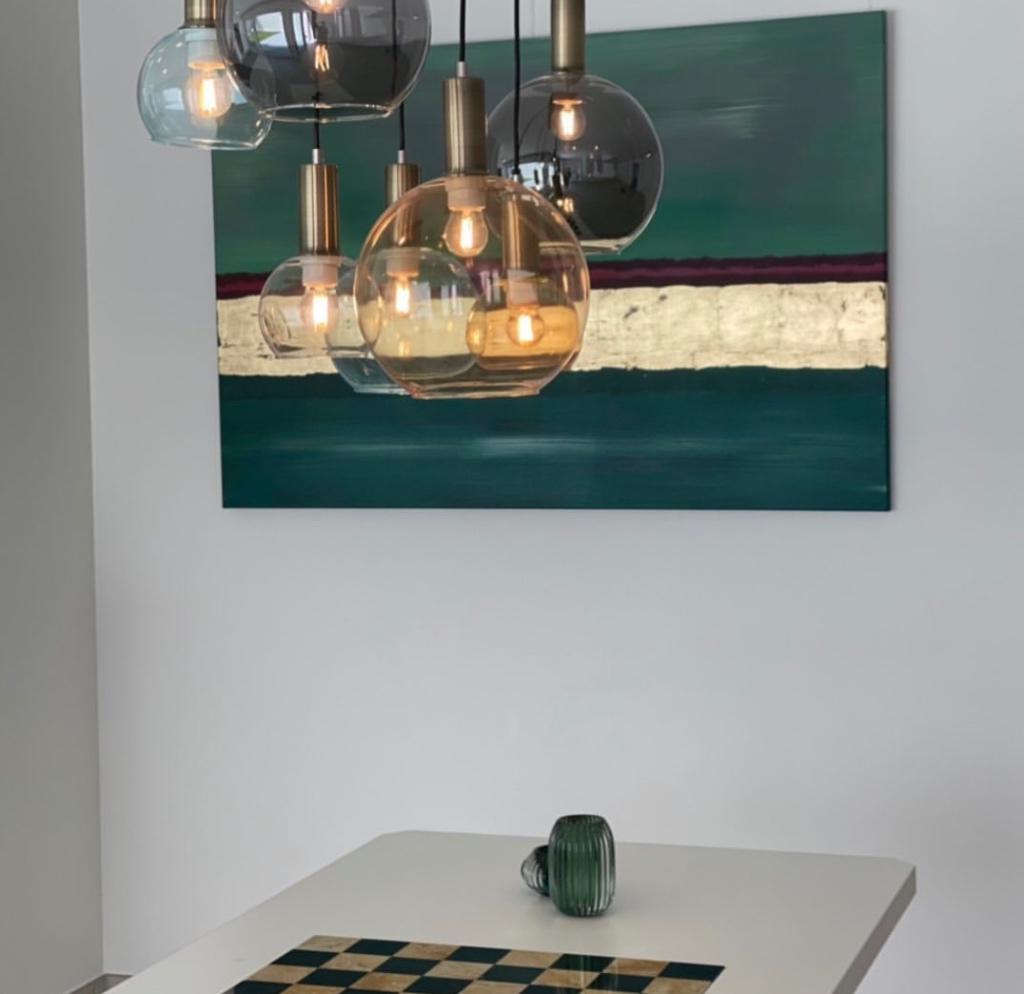 Peinture moderne à la feuille d'or, Enlèvement