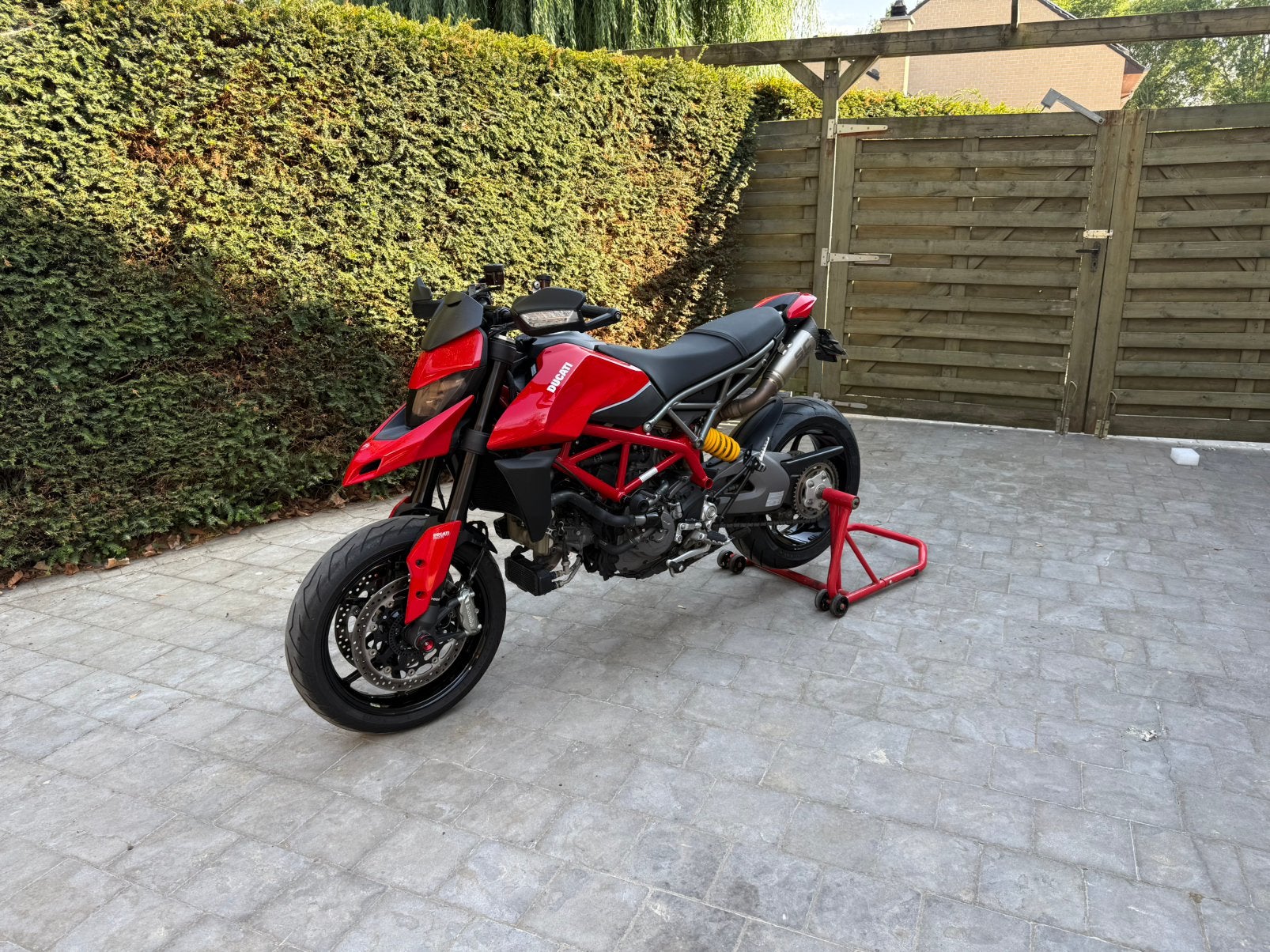 Ducati Hypermotard 950 A2, 950 cm³, Poignées chauffantes, Occasion, 2 cylindres