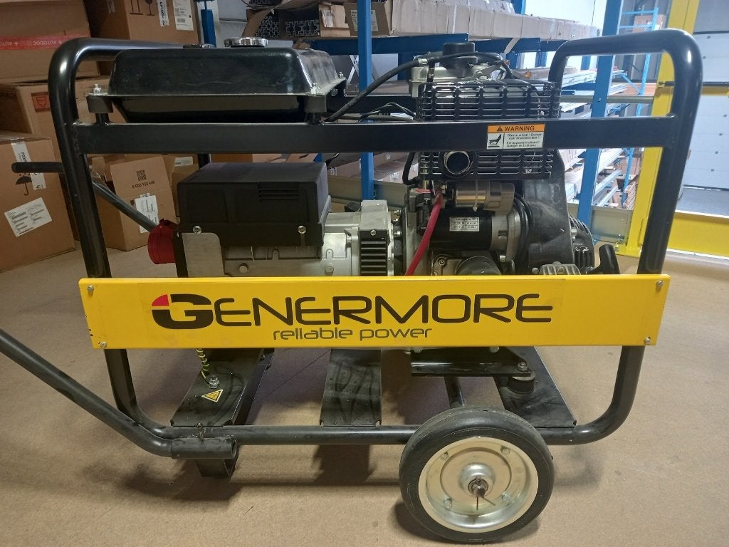 ELM Groupe électro de 8.5kVA Diesel, Bricolage & Construction, Générateurs, 5 à 10 kVA, Comme neuf, Démarrage électrique, Enlèvement