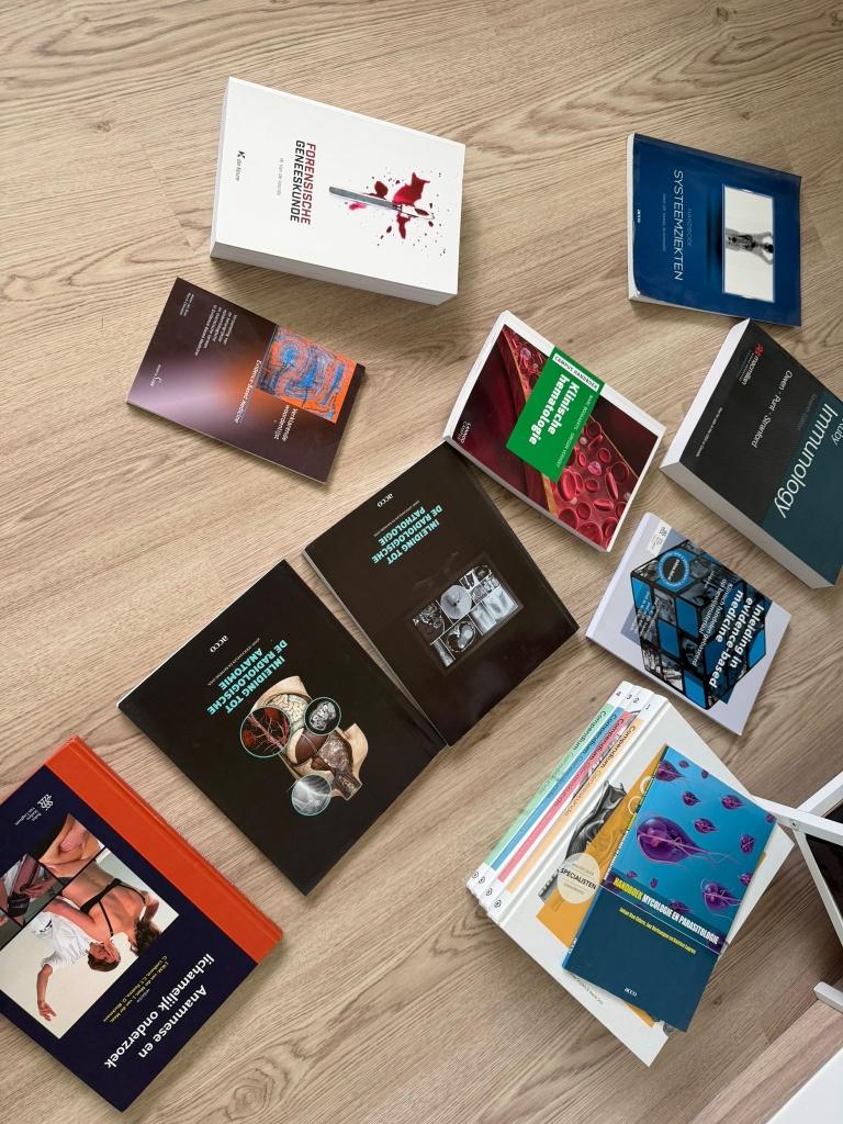 Handboeken Geneeskunde, Ophalen, Zo goed als nieuw, Diverse auteurs, Natuurwetenschap