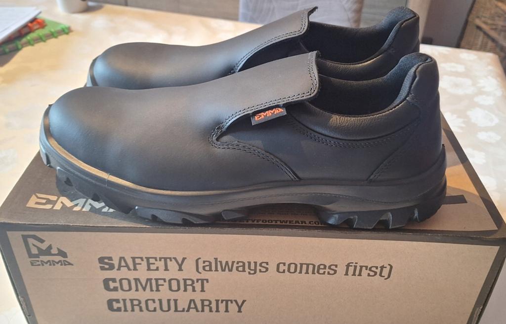 Nieuwe ongedragen werkschoenen m 46, Ophalen of Verzenden