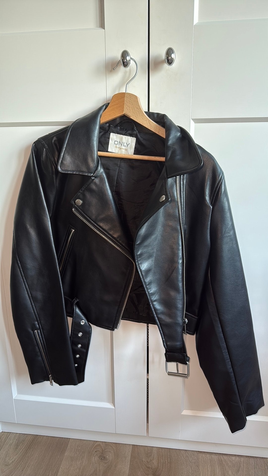 Zwarte lere jas, Kleding | Dames, Jassen | Winter, Ophalen of Verzenden, Zo goed als nieuw