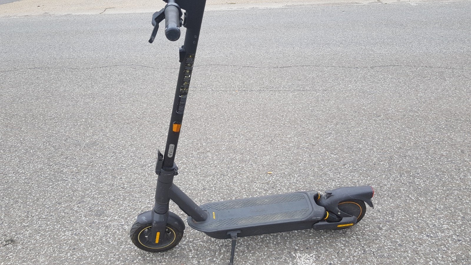 Trottinette ninebot max 2G pour pièces ou à réparer, Enlèvement
