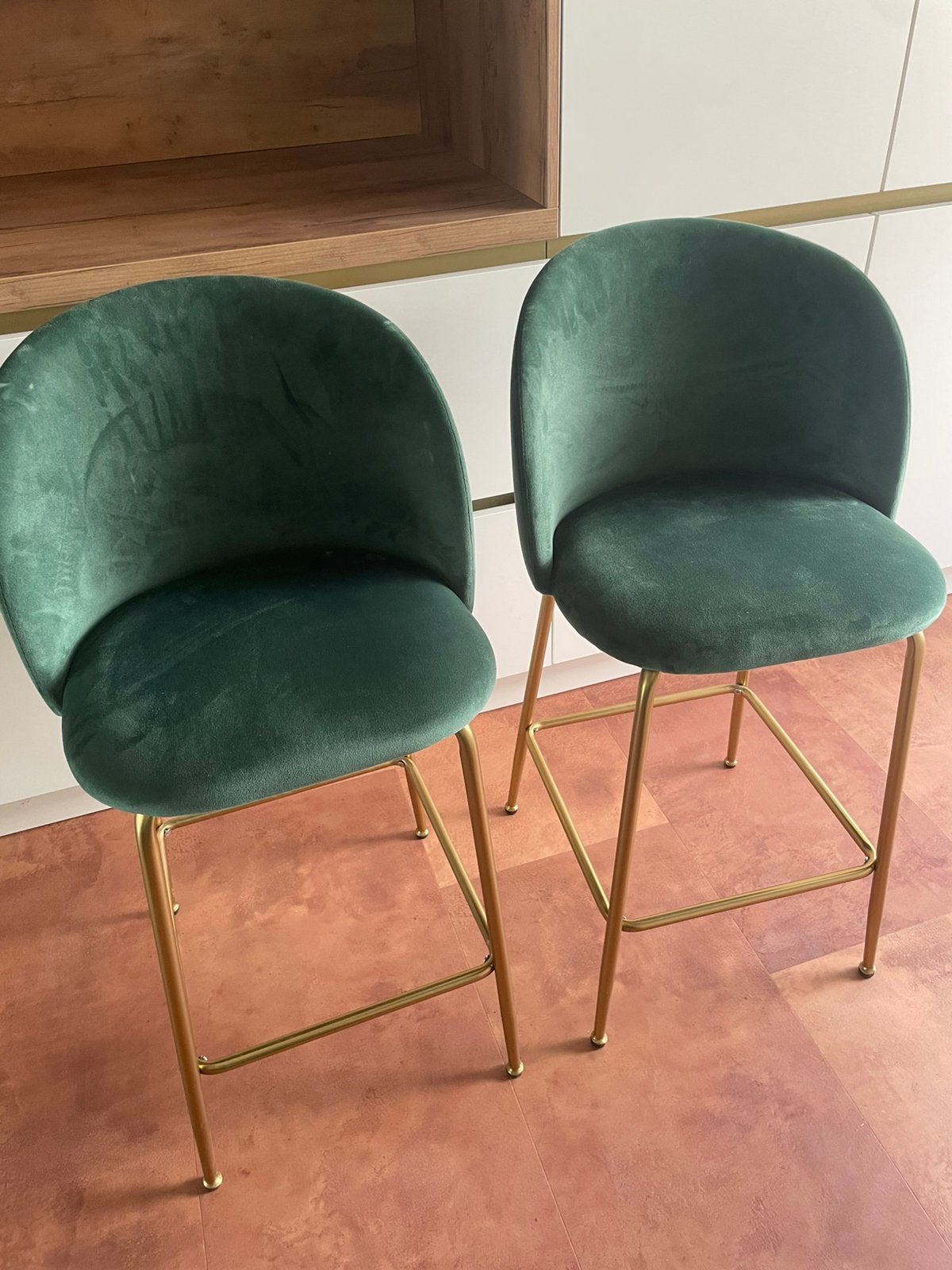 2 barstoelen maisons du monde groen fluweel voor eiland, Ophalen, Zo goed als nieuw