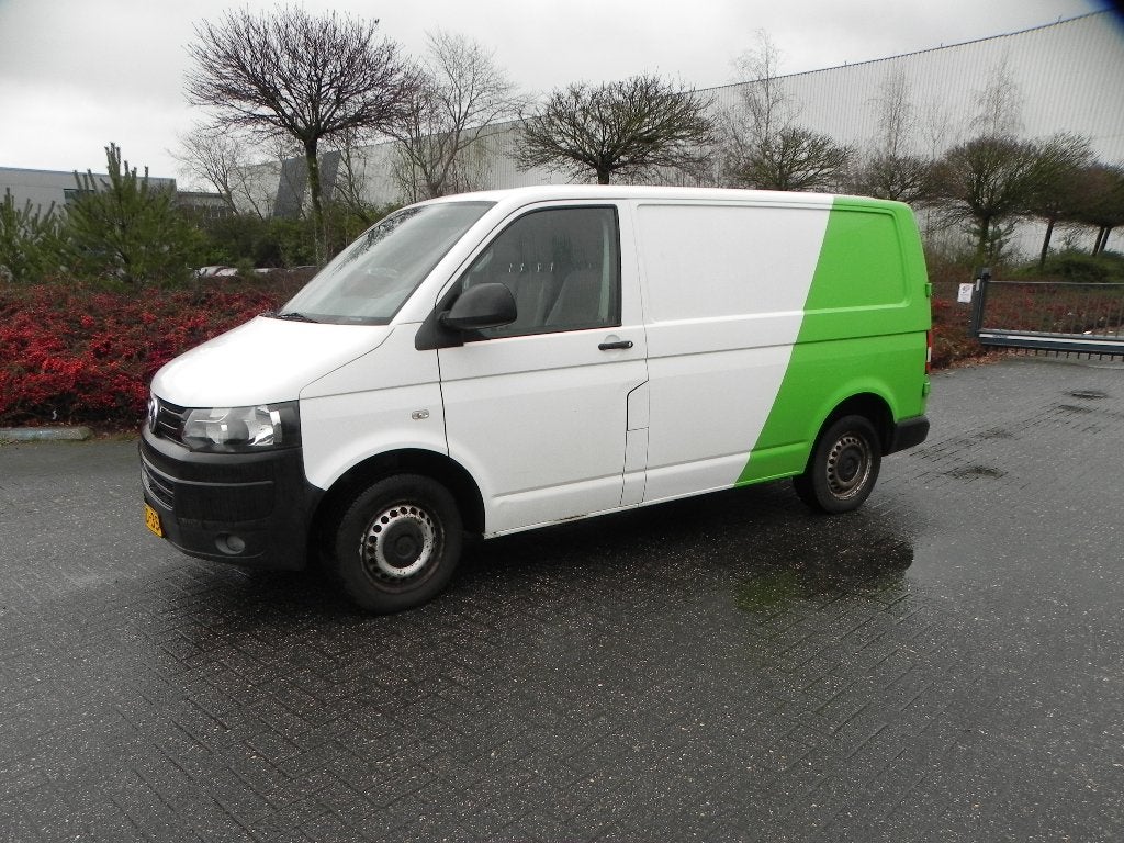 Premier propriétaire de la VW Transporter Order, Autos, Camionnettes & Utilitaires, 75 kW, Achat, 3 places, 5 portes