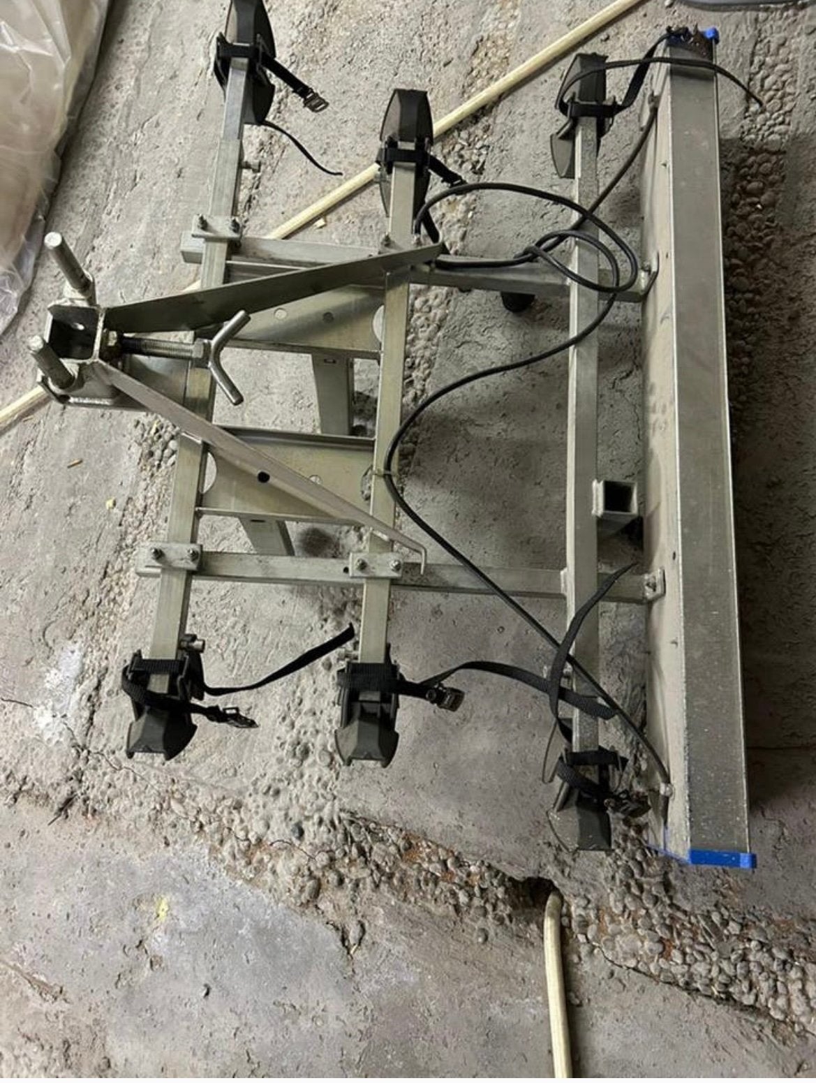 Fietsenrek, Ophalen, 3 fietsen of meer, Gebruikt, Trekhaakdrager