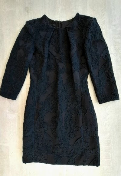 Robe Mango noire - broderie - taille S - épaulettes, Vêtements | Femmes, Mango, Enlèvement ou Envoi, Taille 36 (S), Comme neuf