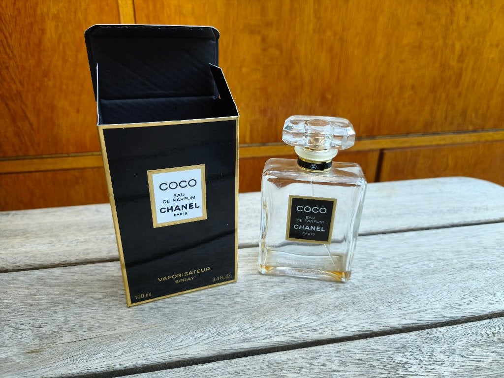 Verzamelen: leeg parfum flesje Coco Chanel 100 ml, Verzamelen, Ophalen of Verzenden, Gebruikt, Verpakking